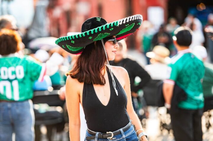 En San Miguel de Allende también festejaron por triunfo de México sobre Ecuador