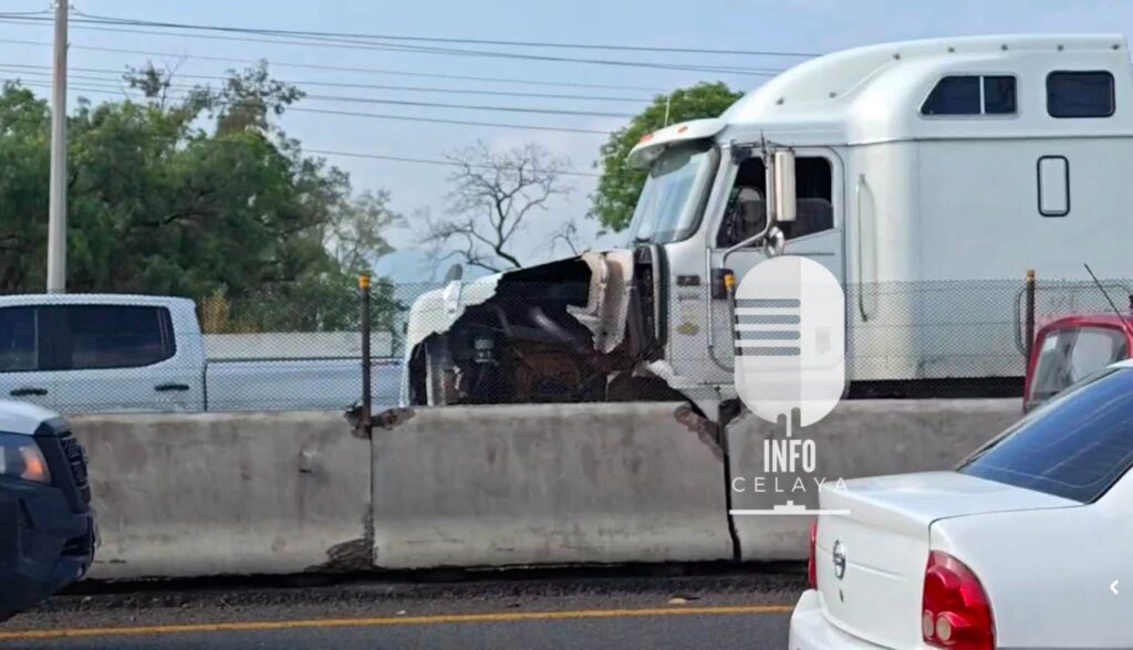 Balacera en la Panamericana por intento de robo a camión; un delincuente abatido