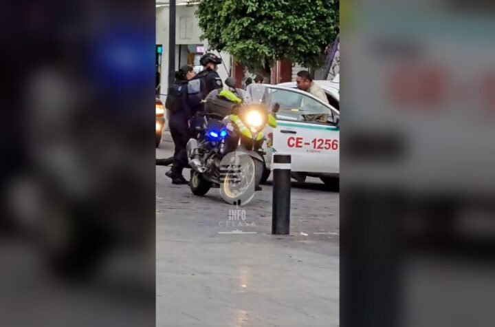Taxista atropella a tránsito frente a Mercado Morelos; es detenido