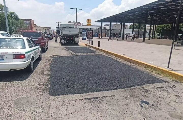 Con 150 hoyos tapados diariamente y 7 cuadrillas trabajando, Obras Públicas pretende cumplir meta de "cero baches" a finales de agosto